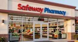 safeway pharmacy reopening hours